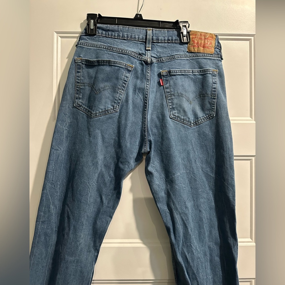 Levi’s straight fit 514 jeans